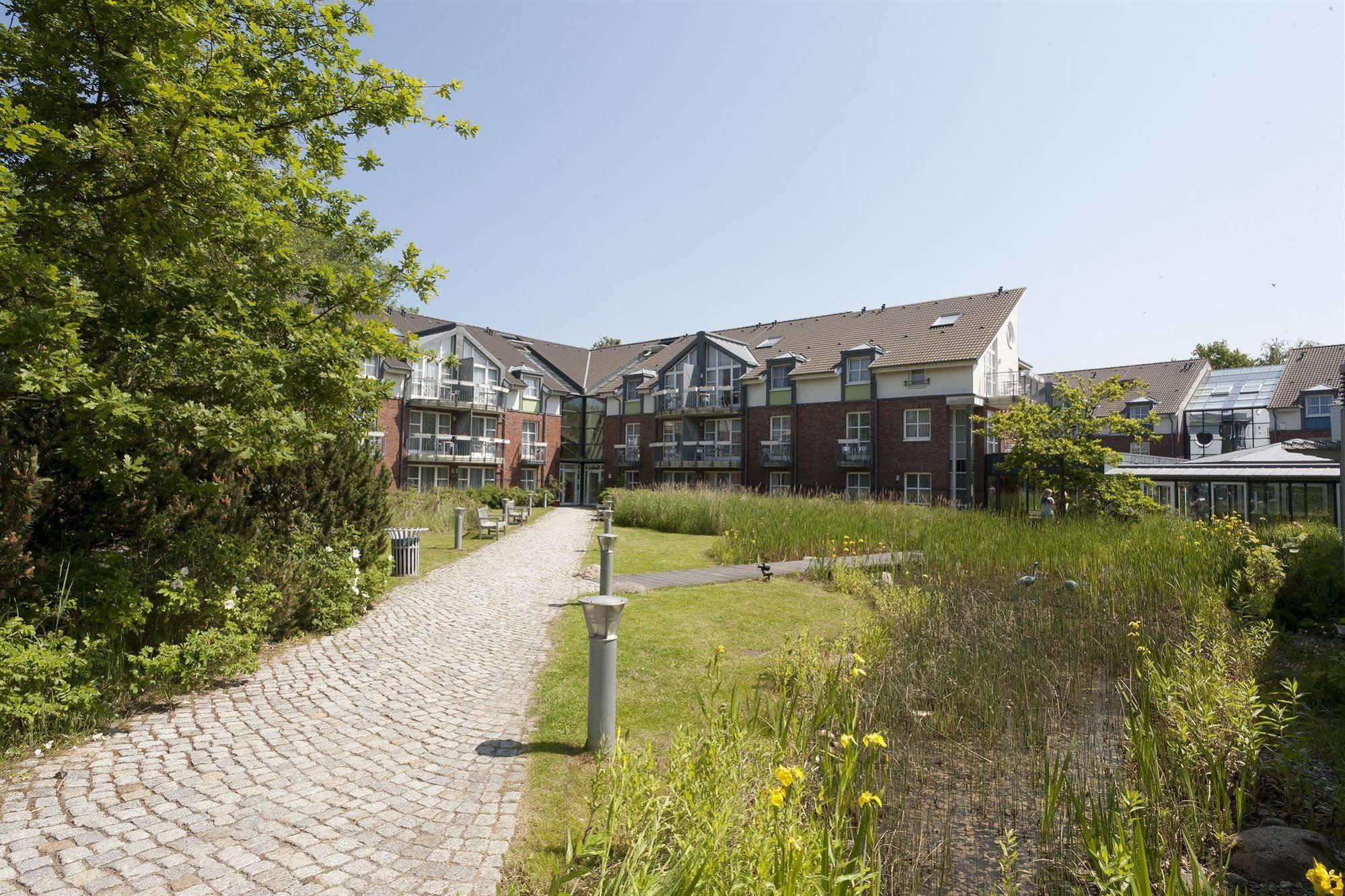 Dorint Strandresort & Spa Ostseebad Wustrow Wustrow  Exterior foto